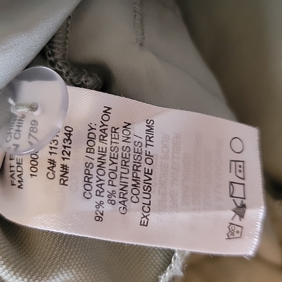 NWOT wide leg cargo pants - Picture 4 of 7